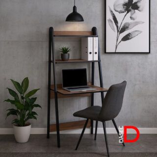 Escritorio Worki con estructura metálica, 3 repisas de almacenamiento y bandejas en Roble cava, ideal para oficina.