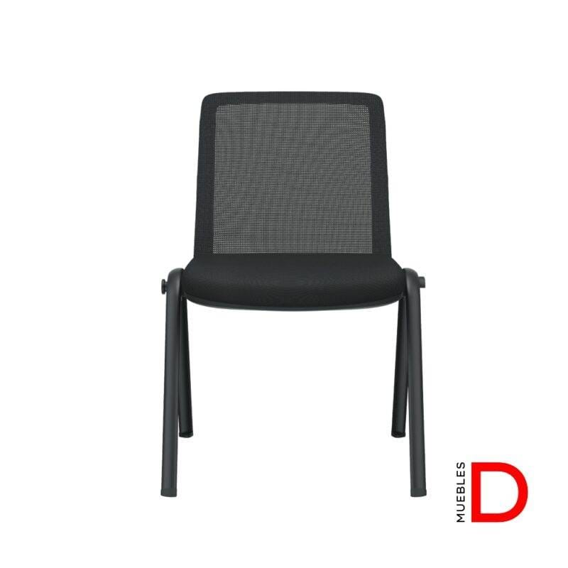 Silla Delta con respaldo de malla, asiento de espuma inyectada, estructura de acero ovalado y apilable hasta 12 unidades.